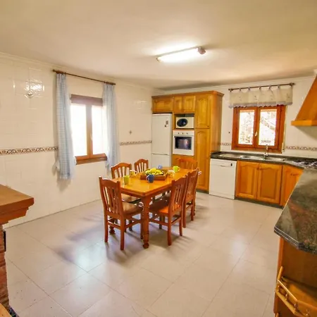 Vila Palacios - Comfortable In *