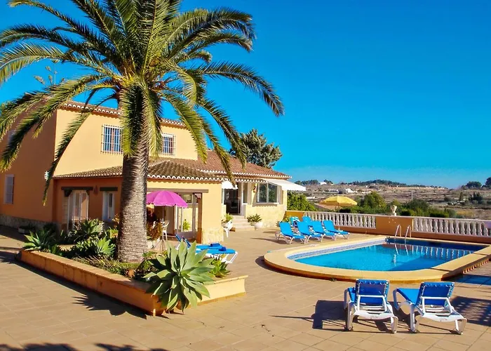 Palacios - Comfortable In Vila