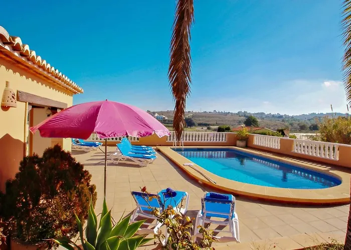 Palacios - Comfortable In Vila